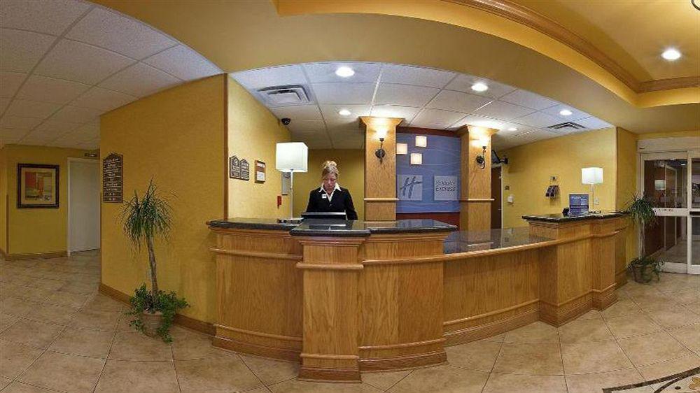 Holiday Inn Express Hotel & Suites Louisville South-Hillview, An Ihg Hotel Exteriér fotografie