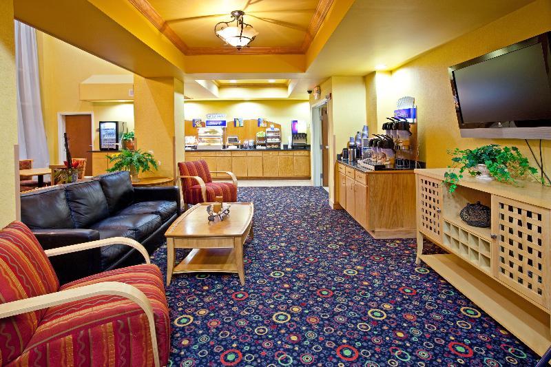 Holiday Inn Express Hotel & Suites Louisville South-Hillview, An Ihg Hotel Exteriér fotografie